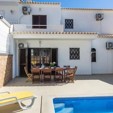 Dogueno- Privat Pool & Privacy & Center